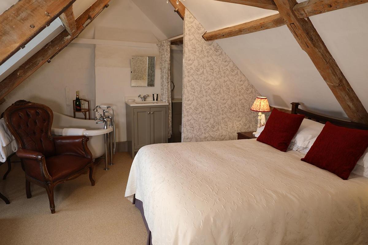 Carrick'S At Castle Farm Hotell Swanton Morley Eksteriør bilde